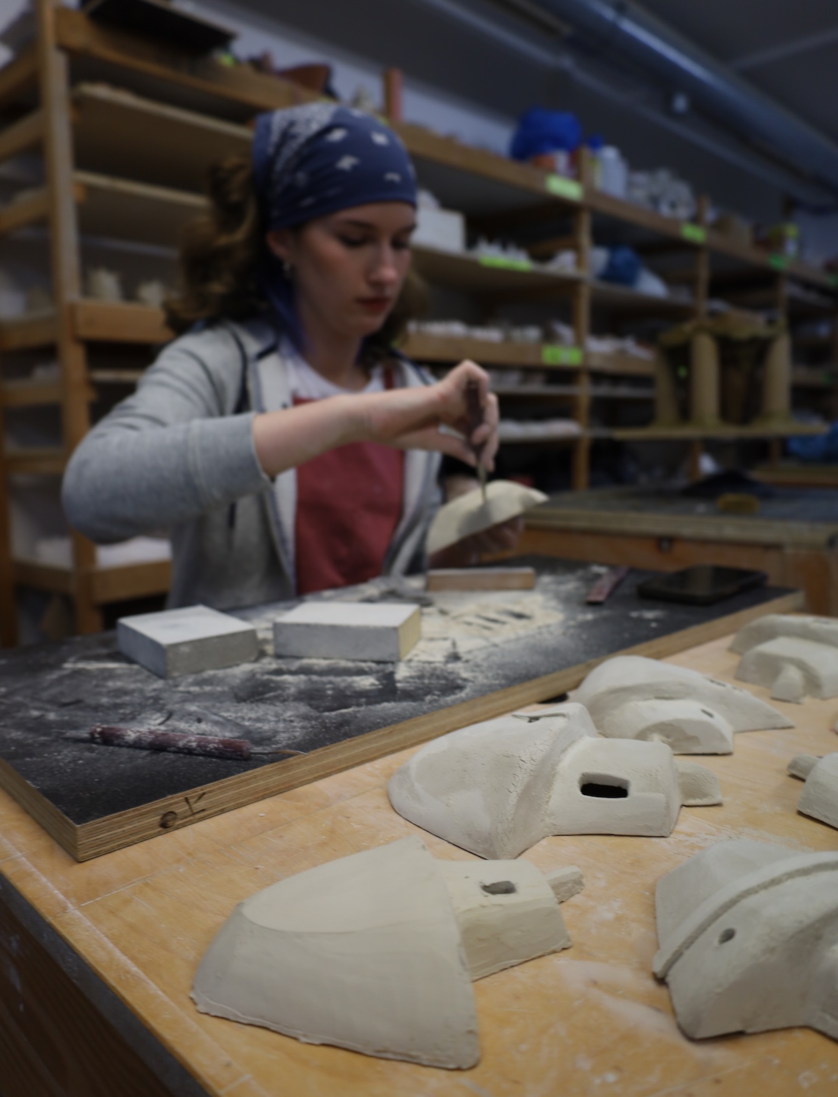 Umjetnost u pokretu: Studentice Akademije primijenjenih umjetnosti oblikovale nagrade za Rijeka Run 2026 foto 4