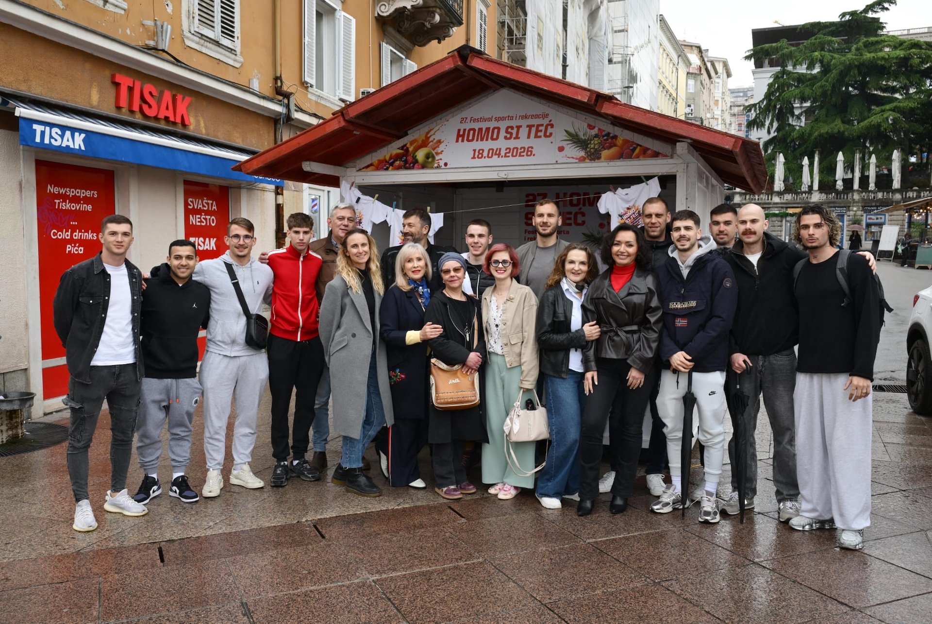 Momčad HMNK Rijeka podržala akciju Trčim i pomažem foto 5